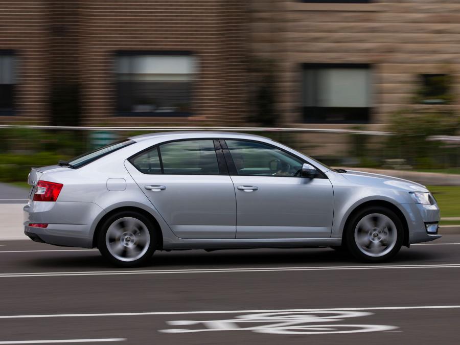 Skoda Octavia 2013 года  (AU) (фото 14 из 16)